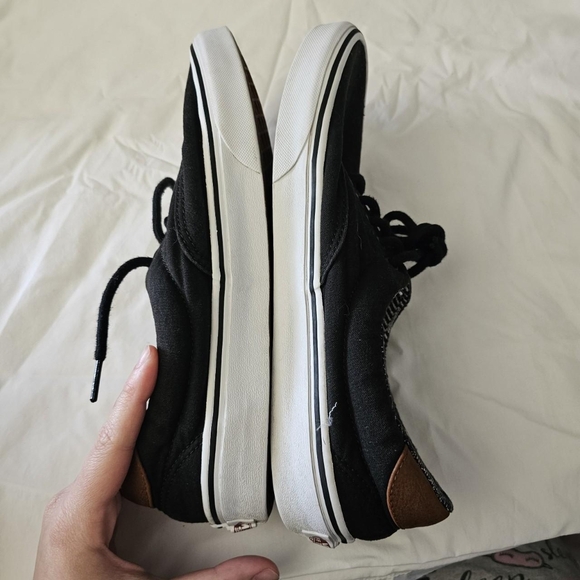 Black canvas vans with aztec print lining & brown leather detailingSize 11 - Picture 4 of 7